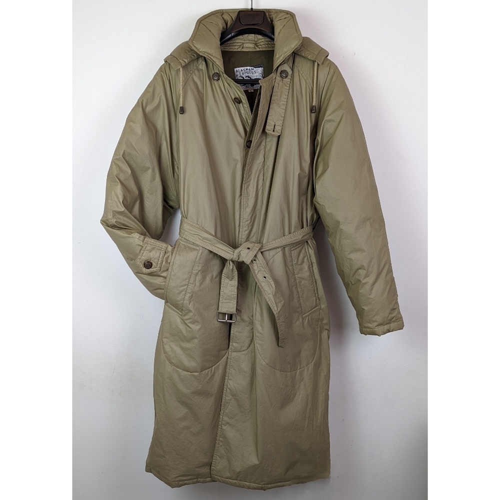 Alaskan Express down and feather winter coat. Large.